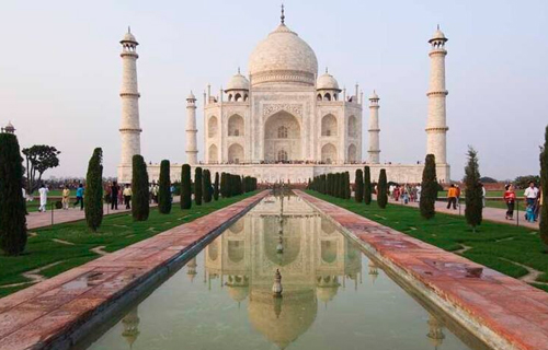 Delhi to Agra Cab with Fare Details